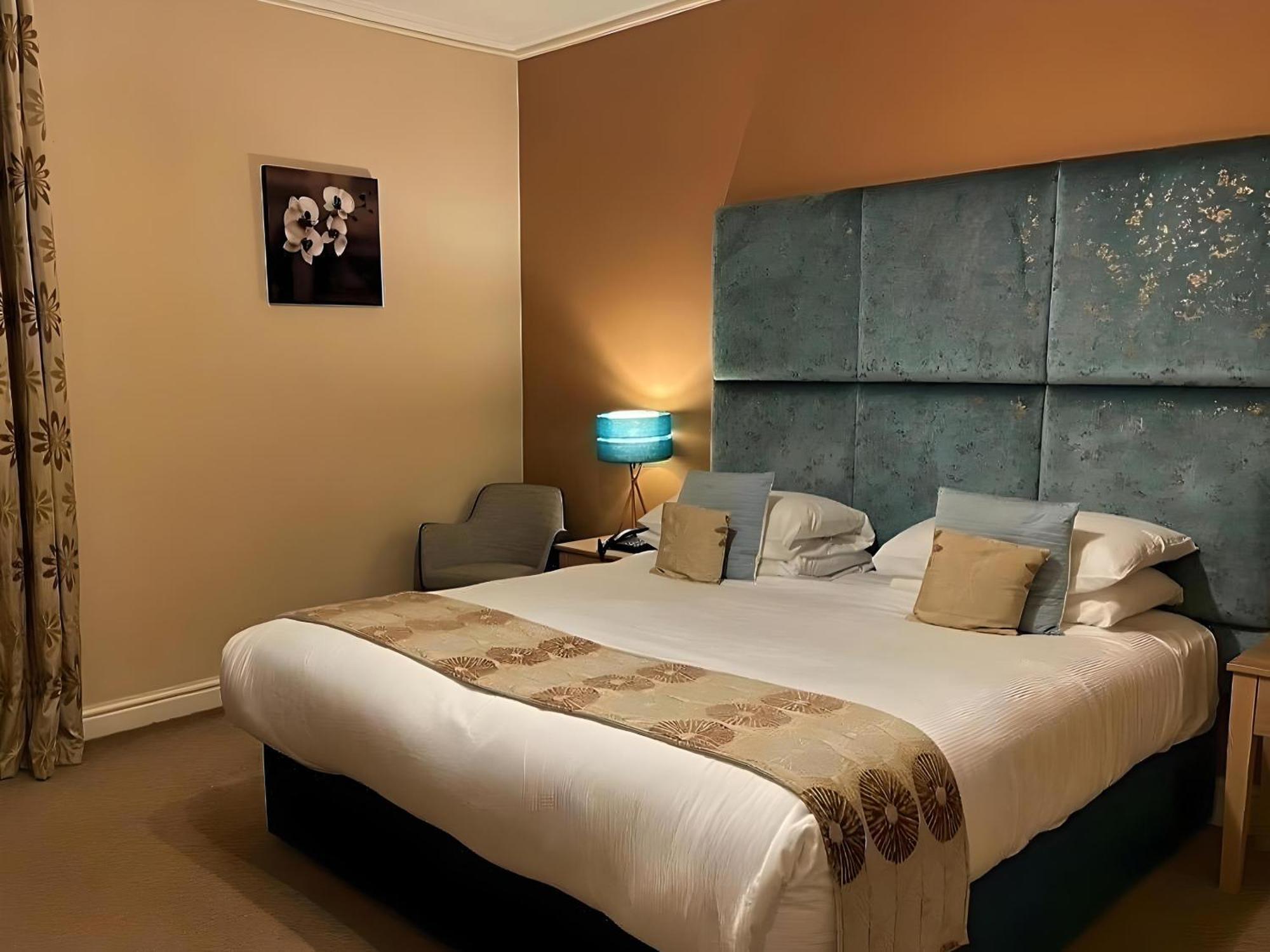 Caerwylan Hotel Criccieth Bagian luar foto